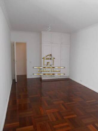 Apartamento para alugar com 4 quartos, 205m² - Foto 14