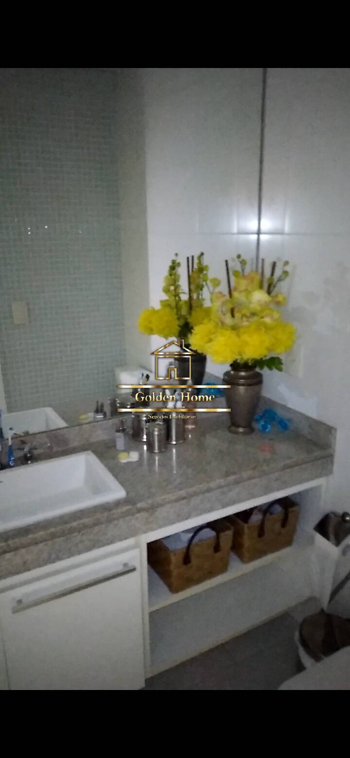 Apartamento para alugar com 4 quartos, 206m² - Foto 18