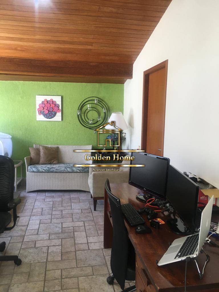 Casa para alugar com 5 quartos, 350m² - Foto 8