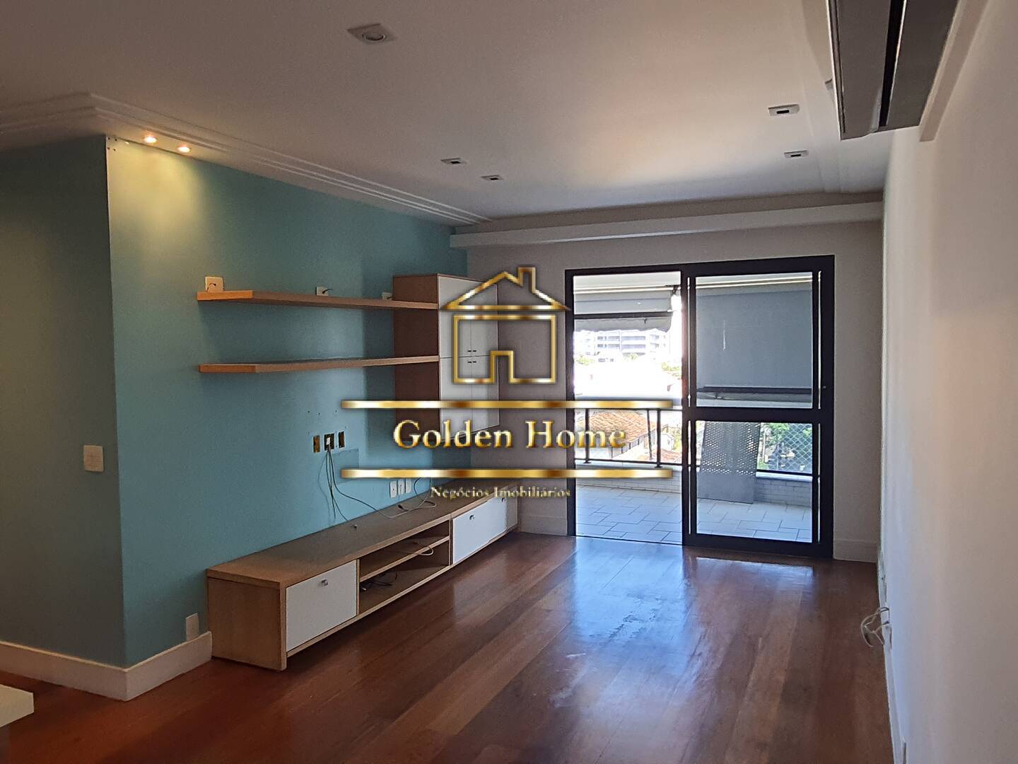 Apartamento para alugar com 3 quartos, 160m² - Foto 1