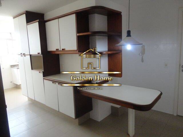 Apartamento para alugar com 4 quartos, 190m² - Foto 13