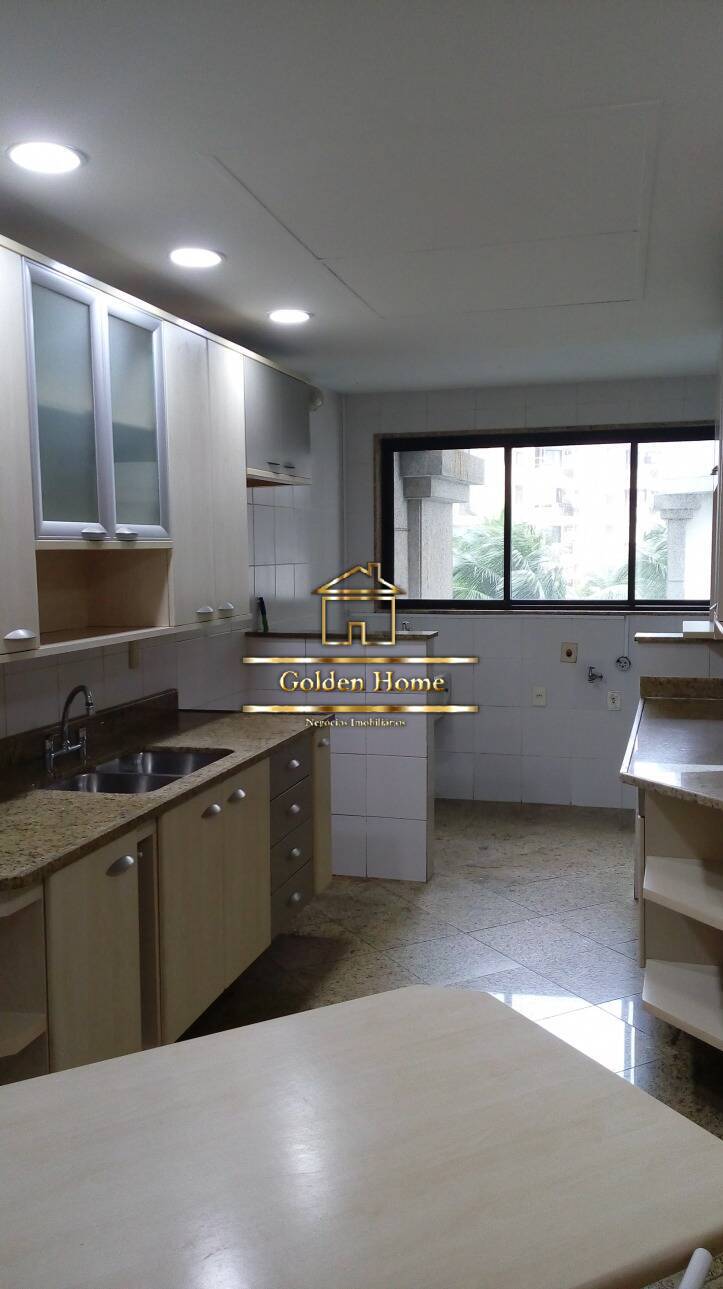 Apartamento à venda e aluguel com 4 quartos, 231m² - Foto 8